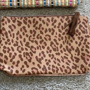Cosmetic bag